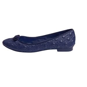 TORY BURCH•NAVY BLUE•QUILTED STYLE LEATHER FLATS•SIZE 8.5 M